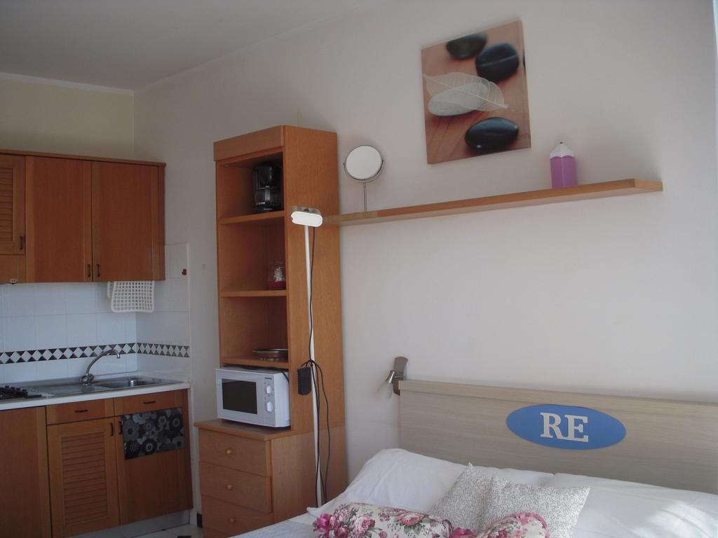 Residence Hotel Edy Imperia Kültér fotó